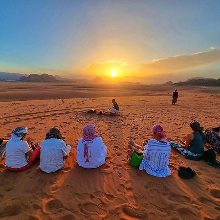 Tamim Luxury Wadi Rum Camp Exteriör bild