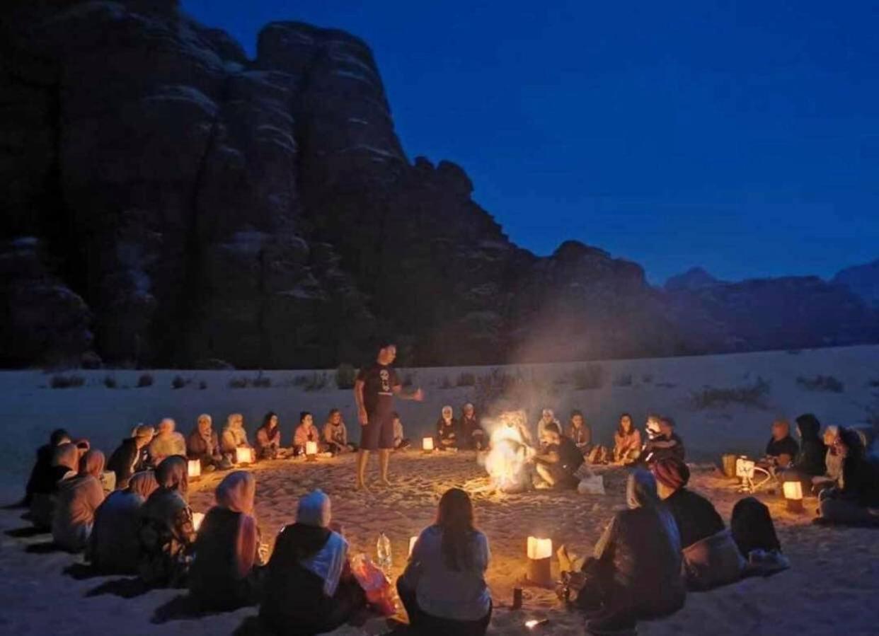 Tamim Luxury Wadi Rum Camp Exteriör bild