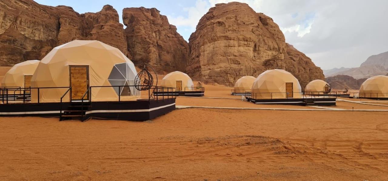 Tamim Luxury Wadi Rum Camp Exteriör bild