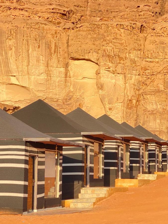 Tamim Luxury Wadi Rum Camp Exteriör bild