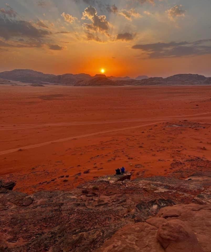 Tamim Luxury Wadi Rum Camp Exteriör bild
